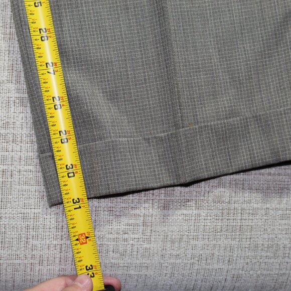 Kilburn and Finch Light Brown Suit 40L - Picture 9 of 13